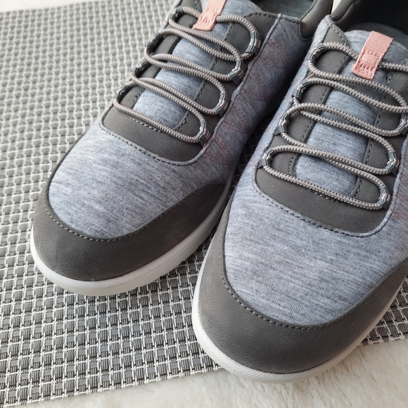 Clarks Adella Holly Comfort Walker Slip On Lightweight Gray Pink 8.5 Trainer - Picture 10 of 10